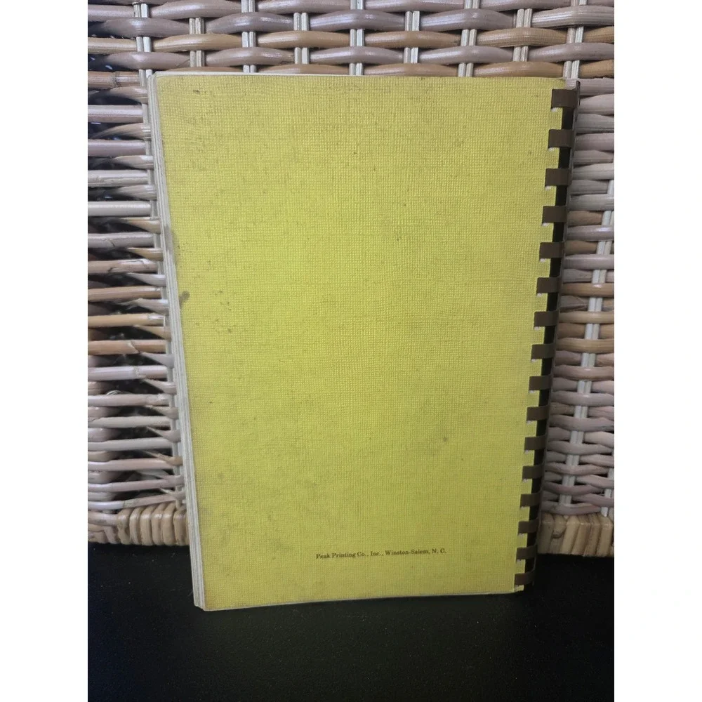 Vintage Mt Tabor Cookbook Winston-Salem NC 1845-1975‎ Methodist Church Recipes